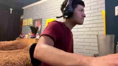 Felipe online show from 01-17-25, 01:36