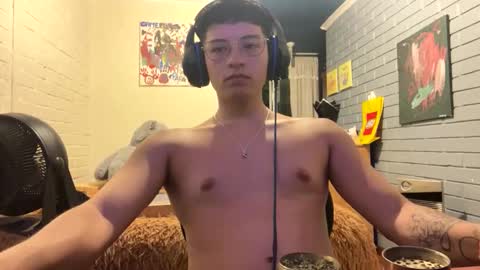 Felipe online show from 01-25-25, 04:13