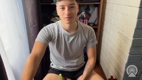 Felipe online show from 09-29-25, 03:39