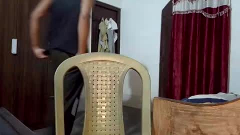 luci_ri online show from 04-19-26, 02:11