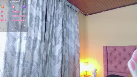 lucia_evans21 online show from 07-07-26, 10:58