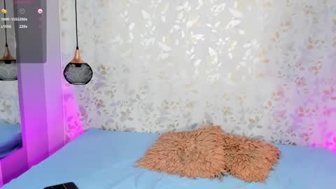 L U C I A online show from 10-20-25, 12:49