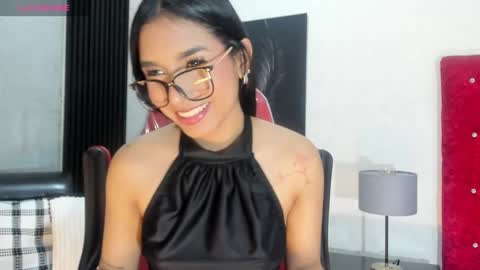 L U C I A online show from 02-04-26, 01:50