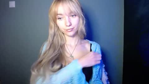 Lucy online show from 11-15-25, 08:22