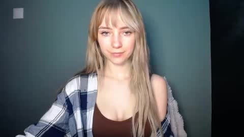 Lucy online show from 02-02-26, 08:07