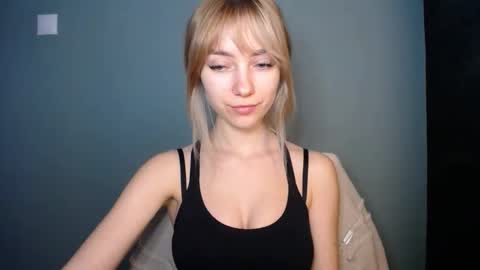 Lucy online show from 02-09-26, 07:45