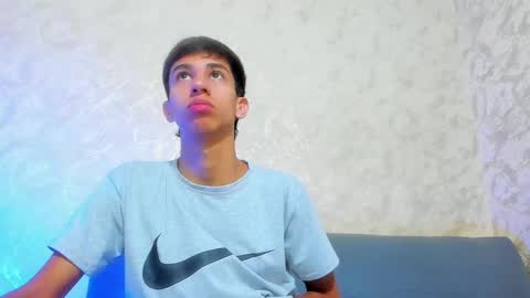 Snapshot of lucian_davii chatting on 11-21-25, 12:37 Pirulo online show from 11-21-25, 12:37