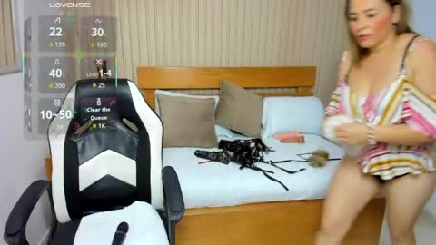 Snapshot of luciana_ballesteros chatting on 05-23-26, 12:20 Luciana online show from 05-23-26, 12:20