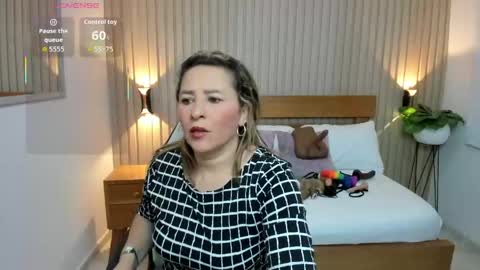 Snapshot of luciana_ballesteros chatting on 06-06-26, 11:59 Luciana online show from 06-06-26, 11:59