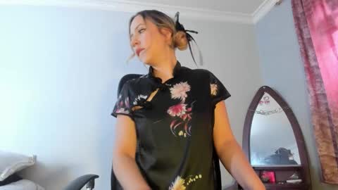 Snapshot of luciana_evaans chatting on 01-16-26, 03:05 Luciana Evans online show from 01-16-26, 03:05