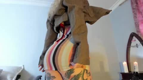 Snapshot of luciana_evaans chatting on 02-05-26, 01:38 Luciana Evans online show from 02-05-26, 01:38