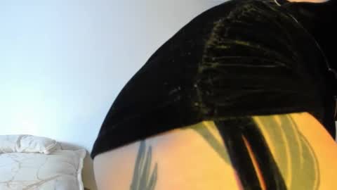 Snapshot of luciana_evaans chatting on 02-24-26, 02:48 Luciana Evans online show from 02-24-26, 02:48