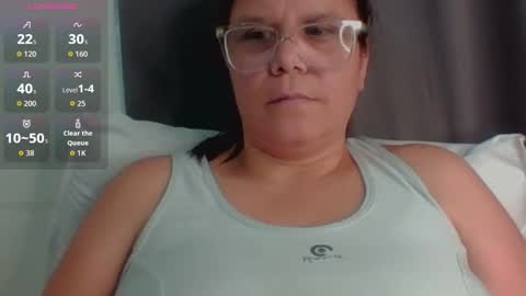 Snapshot of lucianamaster chatting on 10-11-25, 12:10 lucianamaster online show from 10-11-25, 12:10