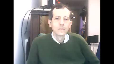 Snapshot of lucianoaxel chatting on 03-29-26, 02:11 Luciano online show from 03-29-26, 02:11