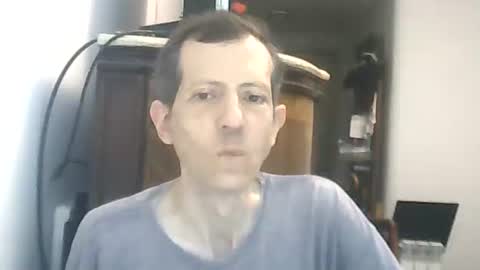 Snapshot of lucianoaxel chatting on 03-31-26, 06:41 Luciano online show from 03-31-26, 06:41