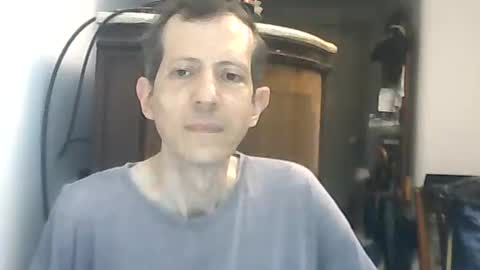 Snapshot of lucianoaxel chatting on 04-02-26, 01:58 Luciano online show from 04-02-26, 01:58