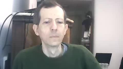 Snapshot of lucianoaxel chatting on 04-07-26, 12:27 Luciano online show from 04-07-26, 12:27
