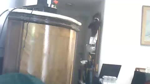 Snapshot of lucianoaxel chatting on 04-11-26, 06:23 Luciano online show from 04-11-26, 06:23