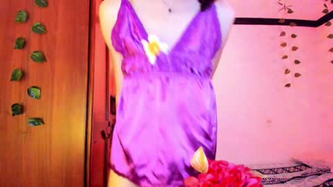 Lucy or Lucian 3 Come to my social Links3   online show from 12-16-25, 05:45