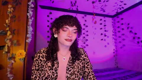 Snapshot of lucianromeo17 chatting on 03-29-26, 09:48 Lucy or Lucian 3 Come to my social Links3 online show from 03-29-26, 09:48
