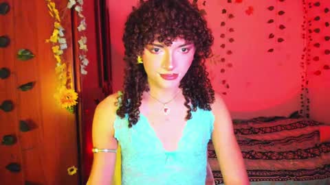 Snapshot of lucianromeo17 chatting on 04-09-26, 08:25 Lucy or Lucian 3 Come to my social Links3 online show from 04-09-26, 08:25