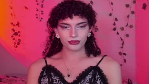 Lucy or Lucian 3 Come to my social Links3   online show from 07-06-26, 07:05