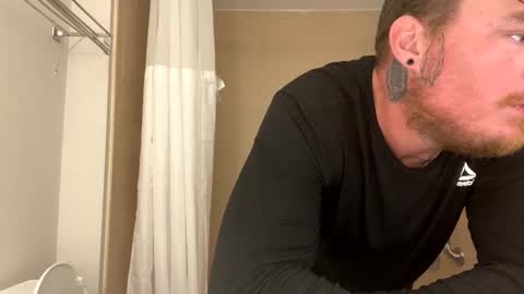 Snapshot of lucidpunk1312 chatting on 10-28-25, 06:10 lucidpunk1312 online show from 10-28-25, 06:10