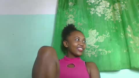 lucie196645 online show from 04-19-26, 06:32