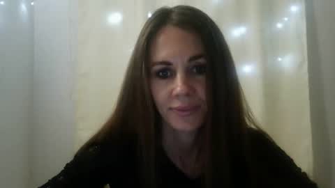 LucieMack online show from 10-19-25, 06:41