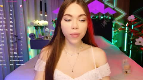 Snapshot of lucifiella chatting on 10-26-25, 02:45 MimiFors online show from 10-26-25, 02:45