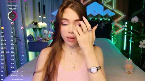 Snapshot of lucifiella chatting on 10-29-25, 02:41 MimiFors online show from 10-29-25, 02:41