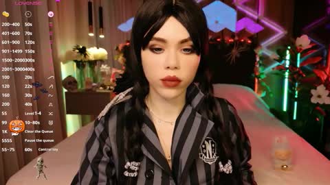 Snapshot of lucifiella chatting on 10-31-25, 03:35 MimiFors online show from 10-31-25, 03:35