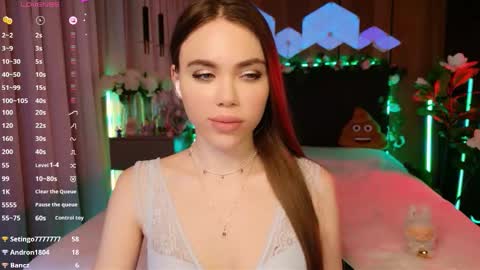 Snapshot of lucifiella chatting on 12-15-25, 05:06 MimiFors online show from 12-15-25, 05:06