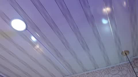 Snapshot of lucigh_ chatting on 11-05-25, 08:09 Luci online show from 11-05-25, 08:09