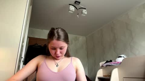 Snapshot of lucindascercy chatting on 04-15-26, 06:20 Maya online show from 04-15-26, 06:20