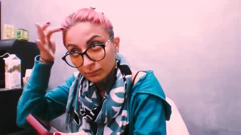 Snapshot of lucky_denizz chatting on 12-05-25, 09:40 lucky_denizz online show from 12-05-25, 09:40