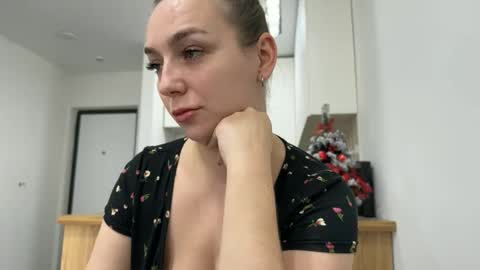 lucky_foryou_baby online show from 01-14-26, 08:53