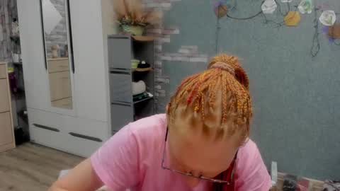 Snapshot of lucky_licky20 chatting on 12-17-25, 01:55 lucky_licky20 online show from 12-17-25, 01:55