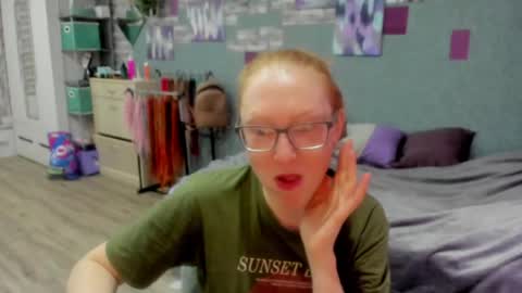 lucky_licky20 online show from 04-24-26, 02:14