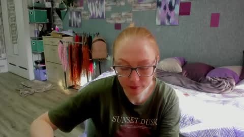 lucky_licky20 online show from 04-26-26, 01:36
