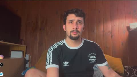 Snapshot of lucky_littlehorse77 chatting on 07-25-26, 11:35 Luca Lucky online show from 07-25-26, 11:35