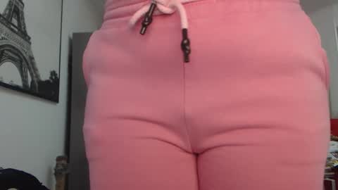 Ana online show from 11-18-25, 11:25