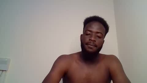 Snapshot of luckycharly chatting on 02-11-25, 02:14 MASTER  DOM online show from 02-11-25, 02:14