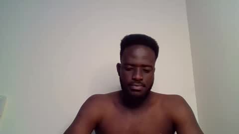 Snapshot of luckycharly chatting on 03-09-25, 04:00 MASTER  DOM online show from 03-09-25, 04:00