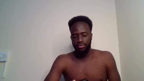 Snapshot of luckycharly chatting on 09-11-25, 06:02 MASTER  DOM online show from 09-11-25, 06:02