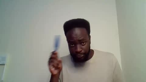 Snapshot of luckycharly chatting on 10-25-25, 09:50 MASTER  DOM online show from 10-25-25, 09:50