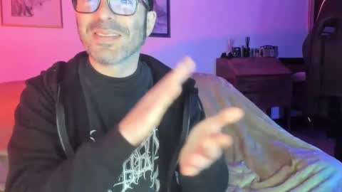 Snapshot of luckydrakex chatting on 01-04-25, 07:55 Lucky online show from 01-04-25, 07:55