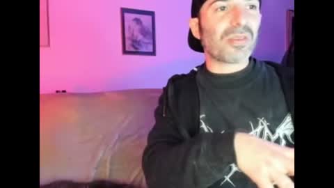 Snapshot of luckydrakex chatting on 01-04-25, 10:55 Lucky online show from 01-04-25, 10:55