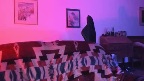 Snapshot of luckydrakex chatting on 01-10-25, 01:53 Lucky online show from 01-10-25, 01:53