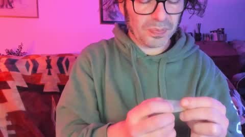 Snapshot of luckydrakex chatting on 02-14-25, 10:04 Lucky online show from 02-14-25, 10:04